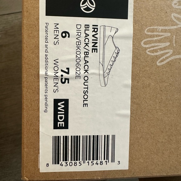 Kizik Irvine comfortable breathable stretch slip on sneakers - Picture 6 of 10